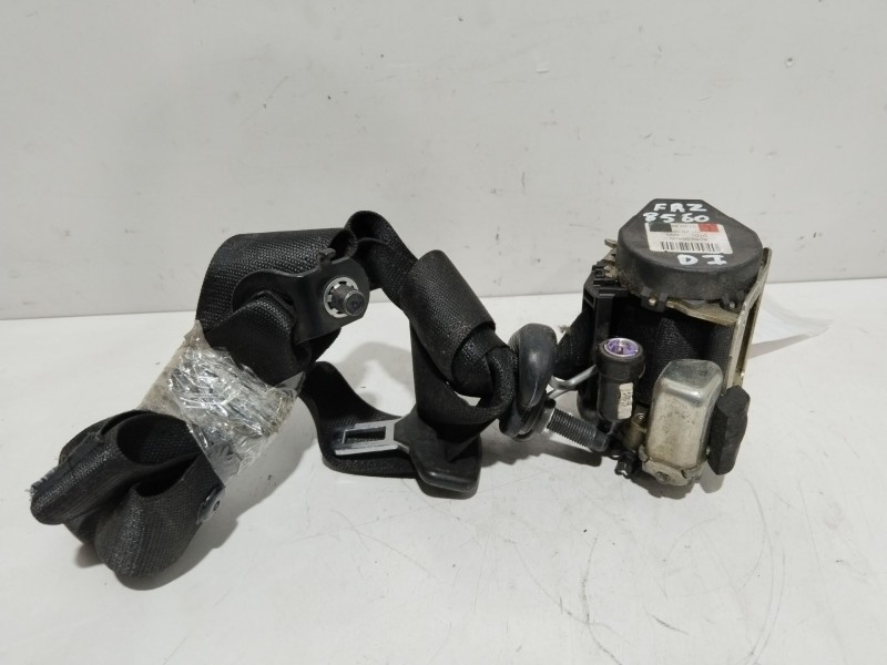 Recambio de cinturon seguridad delantero izquierdo para toyota auris luna+ referencia OEM IAM 605236400  