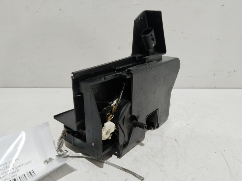 Recambio de cerradura puerta trasera derecha para dacia sandero ambiance referencia OEM IAM 825022281R  