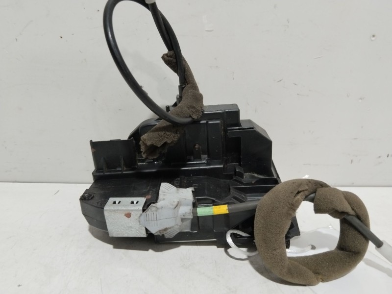 Recambio de cerradura puerta trasera izquierda para nissan juke (f15) acenta referencia OEM IAM 82501BA60B  