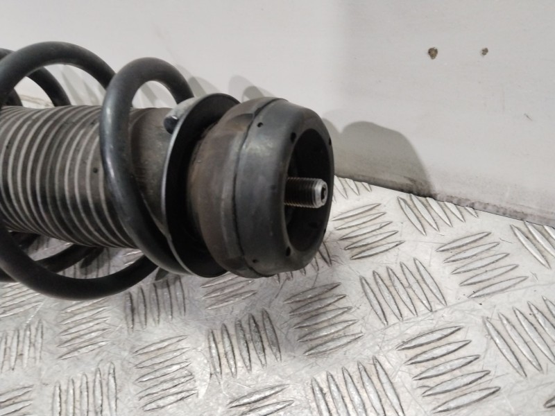 Recambio de amortiguador delantero derecho para skoda rapid active referencia OEM IAM 6R0413031BF  