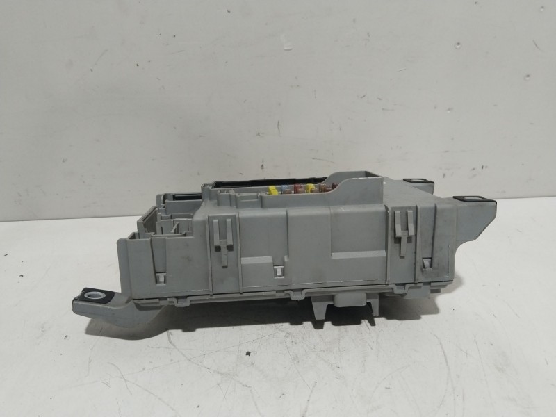 Recambio de caja reles / fusibles para fiat doblo cargo (263_) 1.3 d multijet referencia OEM IAM   