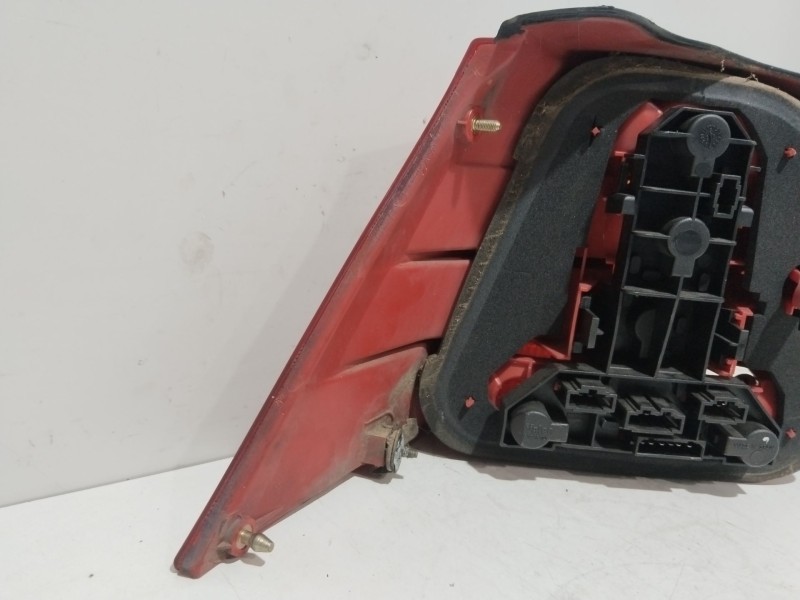 Recambio de piloto trasero derecho para volkswagen golf iv (1j1) 1.6 referencia OEM IAM 1J6945096Q   Recambio de piloto trasero derecho para volkswagen golf iv (1j1) 1.6 referencia OEM IAM 1J6945096Q