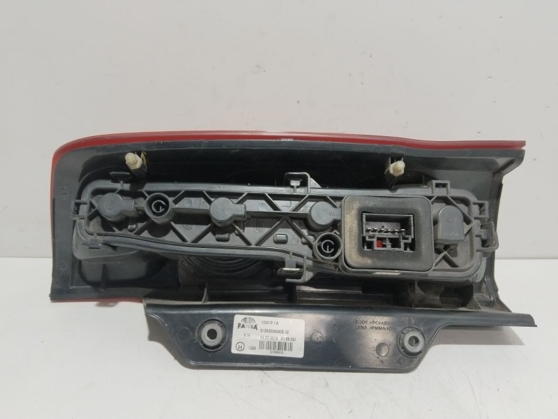 Recambio de piloto trasero izquierdo para peugeot bipper (aa_) 1.4 hdi referencia OEM IAM 13201F  