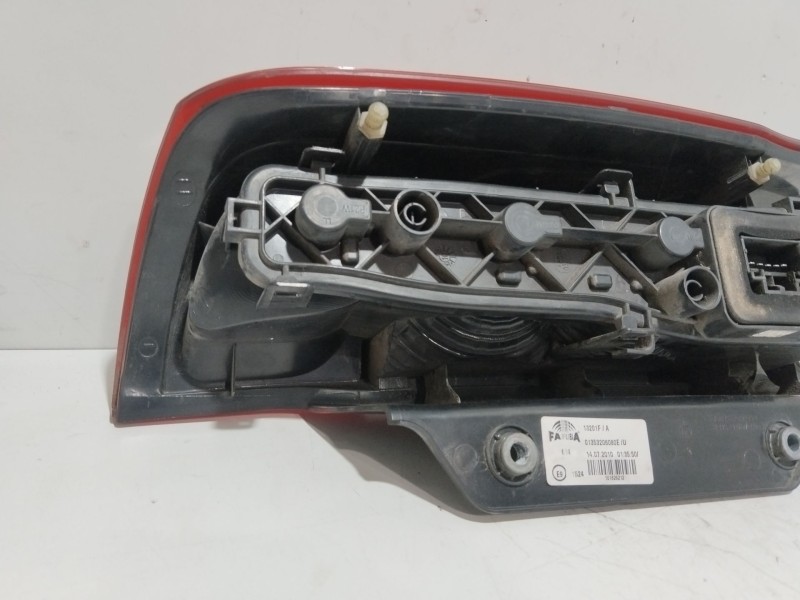 Recambio de piloto trasero izquierdo para peugeot bipper (aa_) 1.4 hdi referencia OEM IAM 13201F  