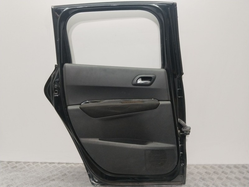 Recambio de puerta trasera izquierda para peugeot 3008 confort referencia OEM IAM 9006Q1  