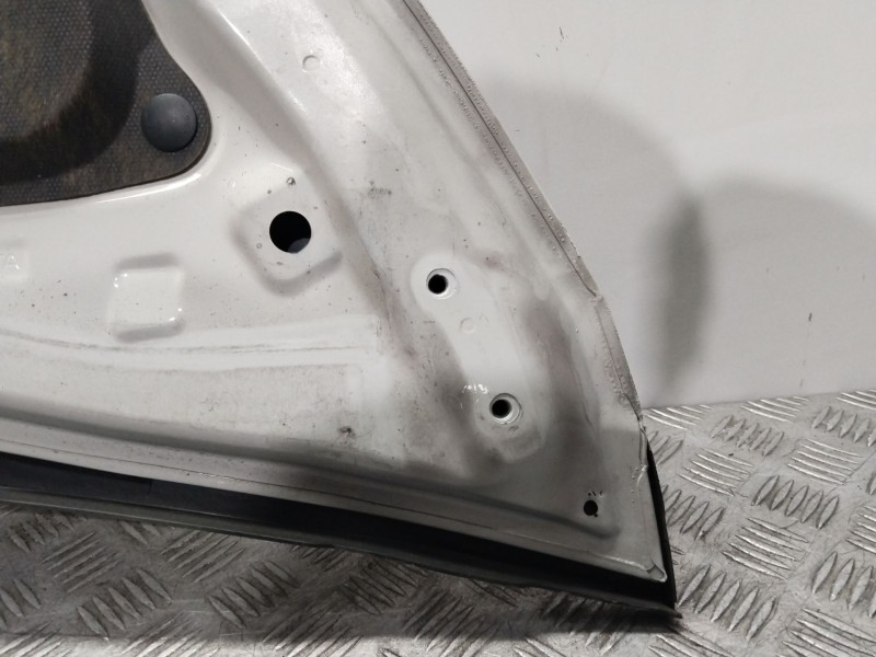 Recambio de capot para toyota iq 2 referencia OEM IAM   