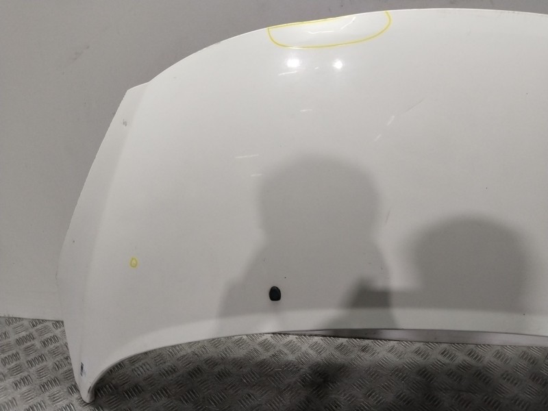 Recambio de capot para peugeot 207 xt referencia OEM IAM 9657067180  BLANCO
