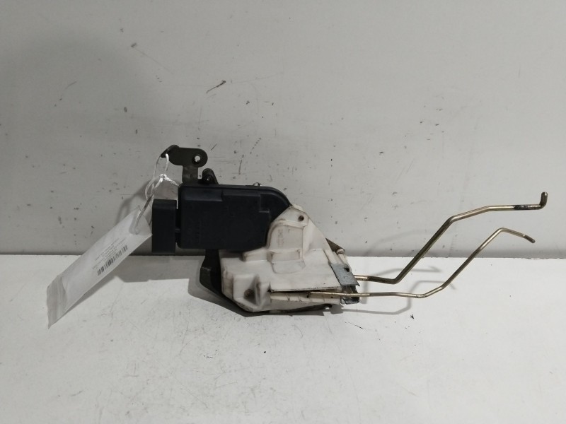 Recambio de cerradura puerta delantera izquierda para suzuki ignis rm (mh) básico referencia OEM IAM 8220286G10  