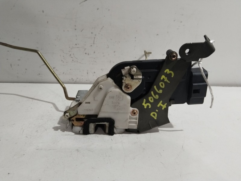 Recambio de cerradura puerta delantera izquierda para suzuki ignis rm (mh) básico referencia OEM IAM 8220286G10  