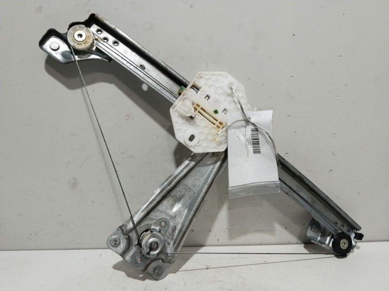 Recambio de elevalunas trasero derecho para dacia sandero ambiance referencia OEM IAM M13594  