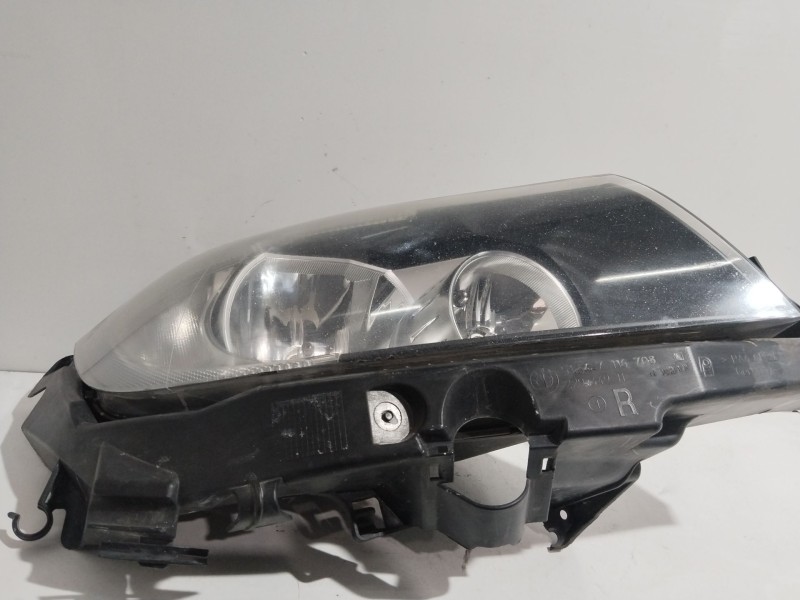 Recambio de faro derecho para bmw 3 touring (e91) 320 d referencia OEM IAM 631169427480  