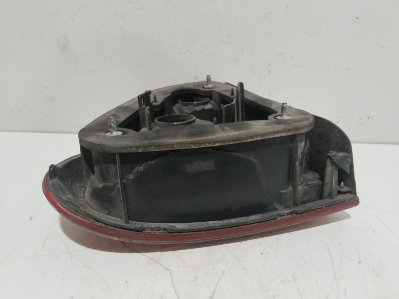 Recambio de piloto trasero derecho para seat leon (1m1) signo referencia OEM IAM 1M6945112  