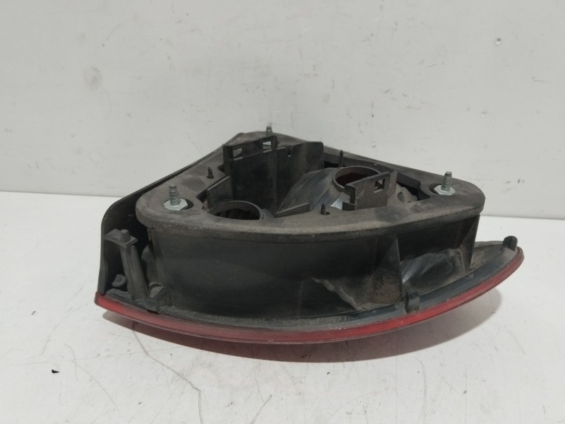 Recambio de piloto trasero derecho para seat leon (1m1) signo referencia OEM IAM 1M6945112  