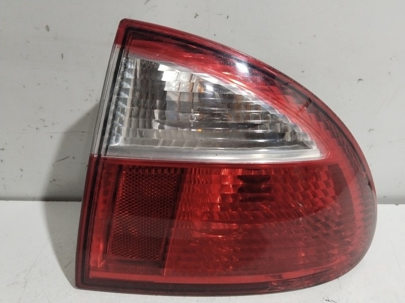 Recambio de piloto trasero derecho para seat leon (1m1) signo referencia OEM IAM 1M6945112FKZ   Recambio de piloto trasero derecho para seat leon (1m1) signo referencia OEM IAM 1M6945112FKZ
