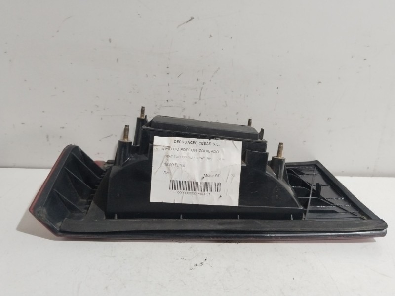 Recambio de piloto porton trasero izquierdo para seat toledo (1l) 1.8 cat (rp) referencia OEM IAM   