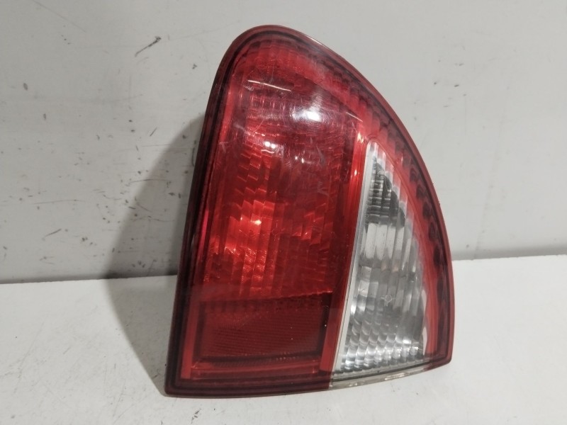 Recambio de piloto trasero izquierdo para seat leon (1m1) signo referencia OEM IAM 1M6945111FKZ   Recambio de piloto trasero izquierdo para seat leon (1m1) signo referencia OEM IAM 1M6945111FKZ