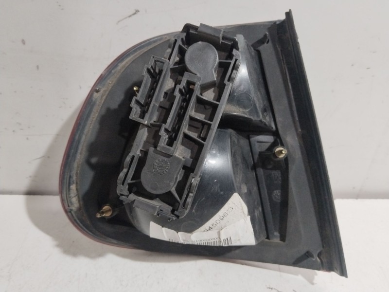 Recambio de piloto trasero derecho para seat cordoba berlina (6k2) signo referencia OEM IAM 6K5945112F  