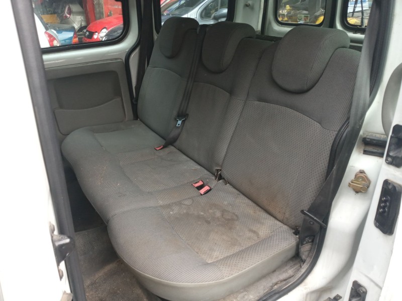 renault kangoo (kc0/1_) del año 2002 renault kangoo (kc0/1_) del año 2002