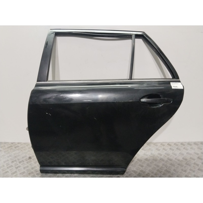 Recambio de puerta trasera izquierda para toyota avensis berlina (t25) 2.0 d4-d executive berlina (5-ptas.) referencia OEM IAM  