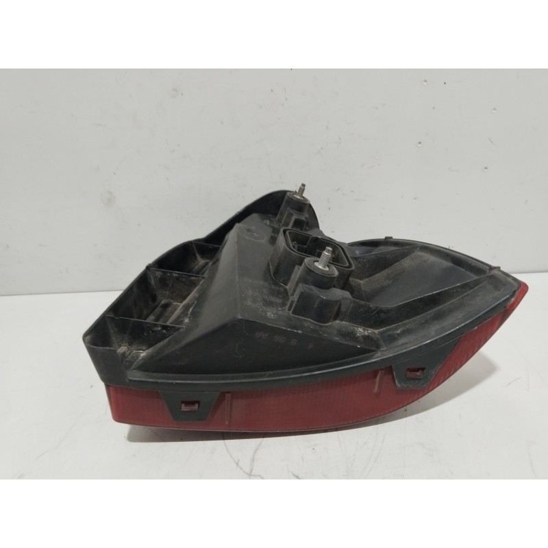 Recambio de piloto trasero izquierdo para renault twingo (co6) 1.2 (c066/67/68) referencia OEM IAM 7700820013  36970748