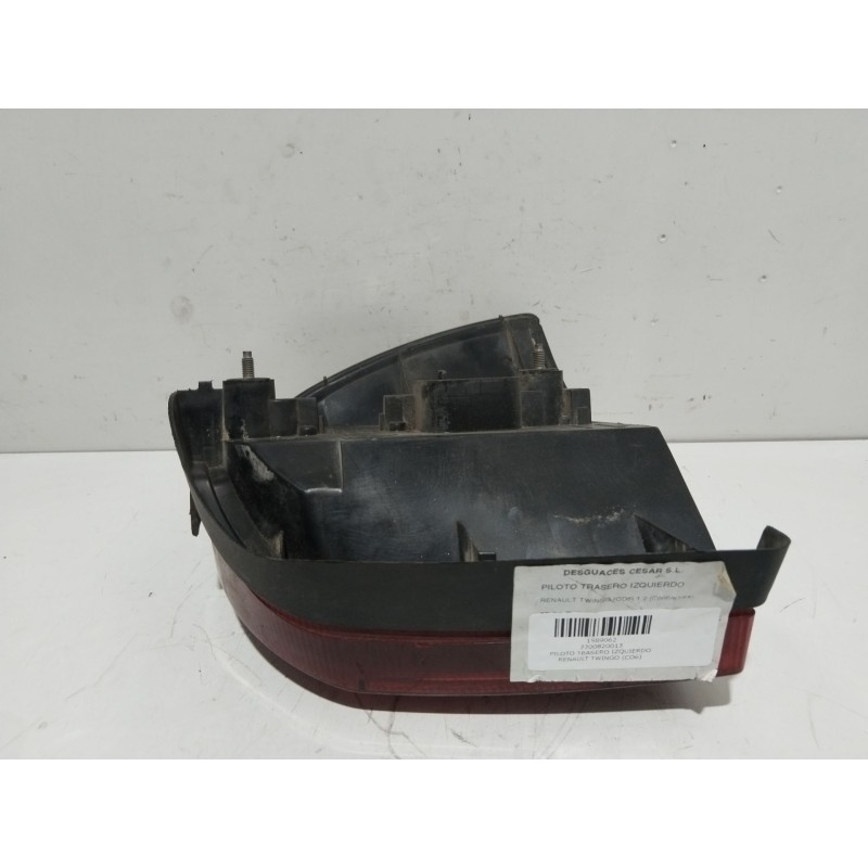 Recambio de piloto trasero izquierdo para renault twingo (co6) 1.2 (c066/67/68) referencia OEM IAM 7700820013  36970748