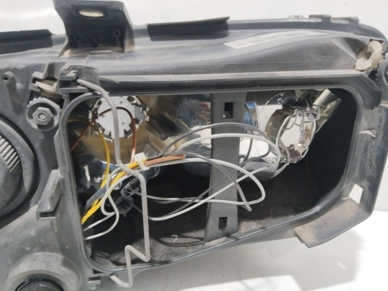 Recambio de faro derecho para fiat idea (350_) 1.4 16v referencia OEM IAM 51708729  