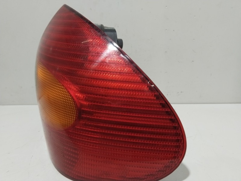 Recambio de piloto trasero derecho para ford mondeo berlina (gd) ambiente referencia OEM IAM 96BG13A602   Recambio de piloto trasero derecho para ford mondeo berlina (gd) ambiente referencia OEM IAM 96BG13A602