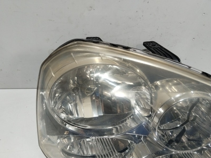 Recambio de faro derecho para daewoo nubira sedán (j200) 1.8 referencia OEM IAM 0301001916  