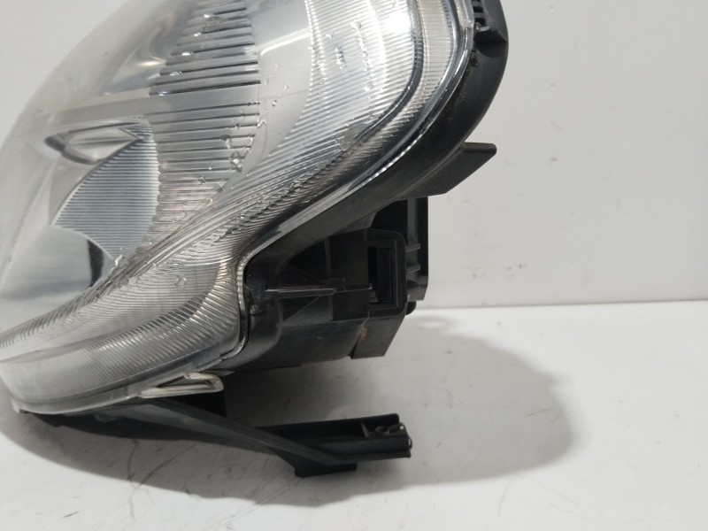 Recambio de faro izquierdo para lancia ypsilon (843_) 1.2 (843.axb1a) referencia OEM IAM 27053100L  