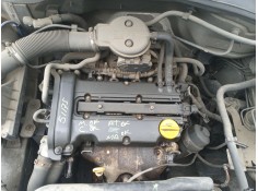 opel corsa c (x01) del año 2002 2