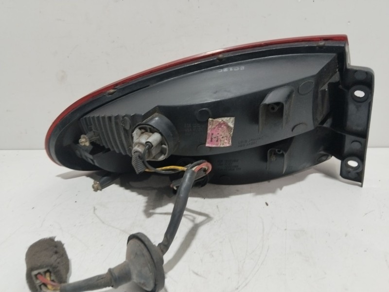 Recambio de piloto trasero derecho para daewoo lanos 1.5 cat referencia OEM IAM 96304619  