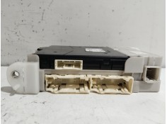 Recambio de caja reles / fusibles para toyota iq 2 referencia OEM IAM 8273074040   2