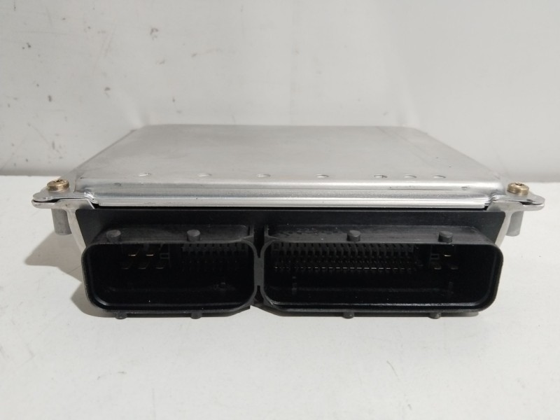 Recambio de centralita motor uce para audi a6 c5 (4b2) 2.4 referencia OEM IAM 0261206398  