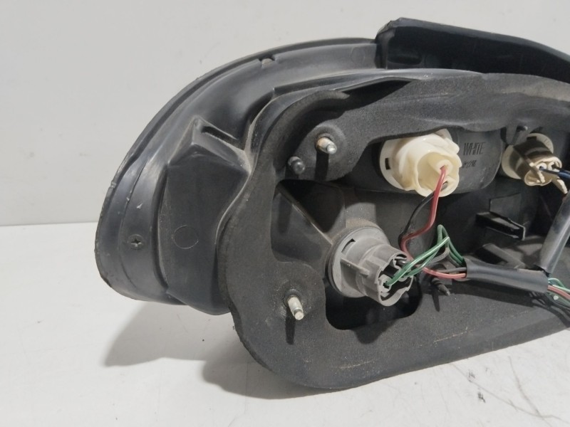 Recambio de piloto trasero derecho para hyundai coupe i (rd) 1.6 16v referencia OEM IAM 9240227020  