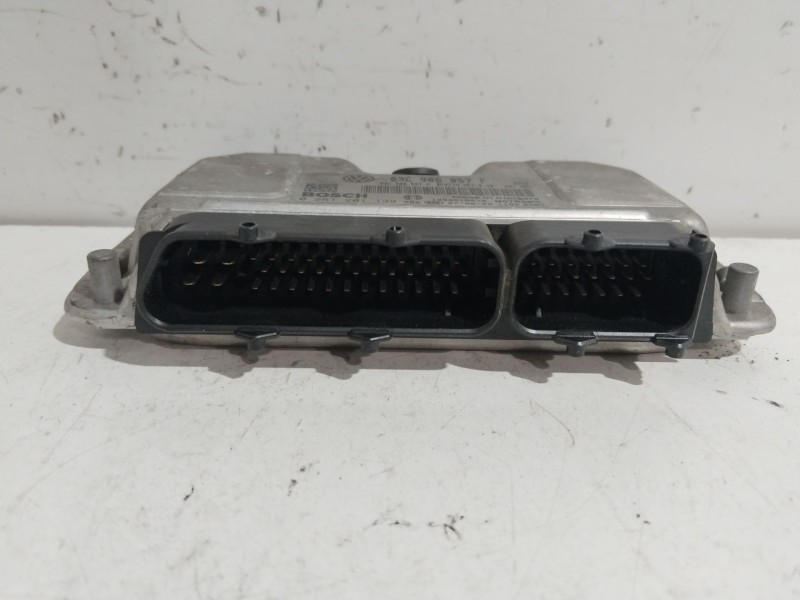 Recambio de centralita motor uce para skoda fabia ii (542) 1.6 referencia OEM IAM 0261201139 03C906057F 