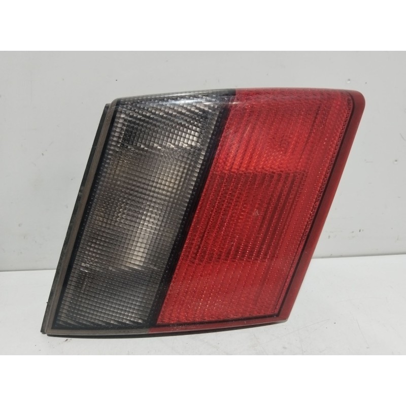 Recambio de piloto porton trasero izquierdo para saab 9-5 sedán 2.0 t e ecopower referencia OEM IAM 4677019  