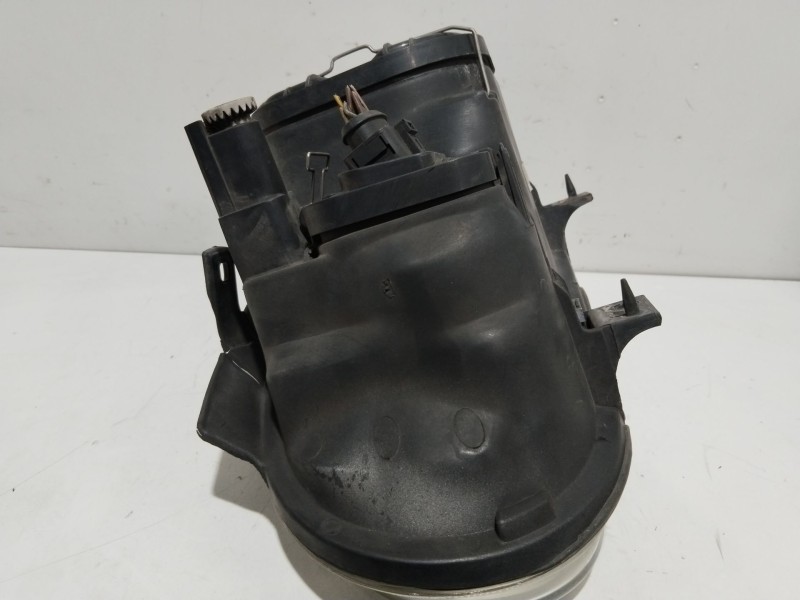 Recambio de faro derecho para volkswagen golf iv (1j1) 1.9 tdi referencia OEM IAM 1J1941018K  