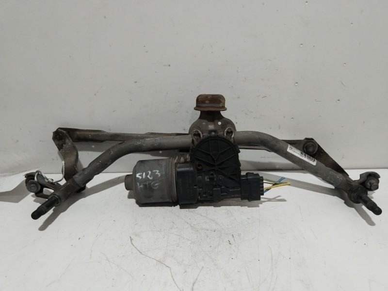 Recambio de motor limpia delantero para peugeot 208 access referencia OEM IAM 9673222580  3397021391