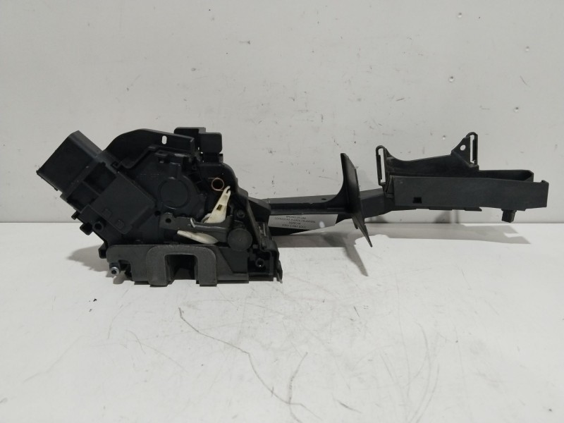 Recambio de cerradura puerta delantera derecha para ford s-max (ca1) titanium referencia OEM IAM 8M2AR21812AA  