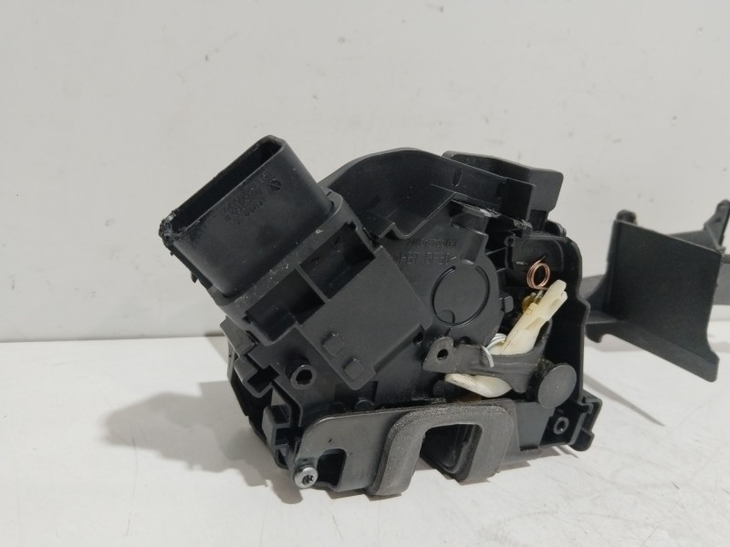 Recambio de cerradura puerta delantera derecha para ford s-max (ca1) titanium referencia OEM IAM 8M2AR21812AA  