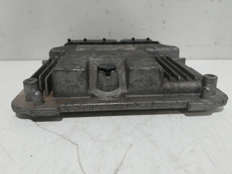 Recambio de centralita motor uce para skoda octavia berlina (1z3) collection referencia OEM IAM 03G906021TB  