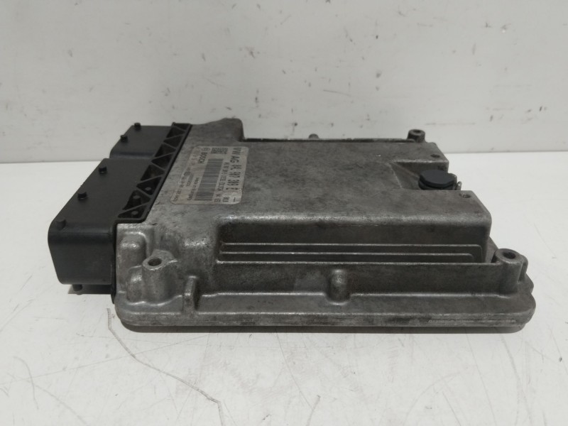 Recambio de centralita motor uce para skoda rapid active referencia OEM IAM 4L907309E  