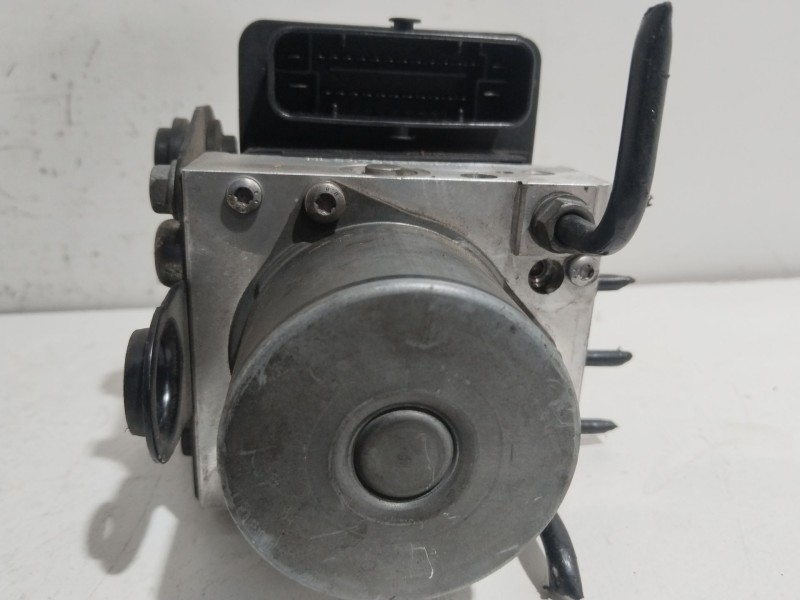 Recambio de abs para skoda rapid active referencia OEM IAM 6R0614517BQ  