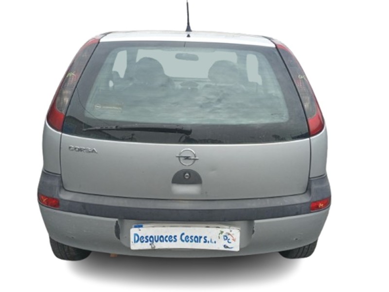 opel corsa c (x01) del año 2002