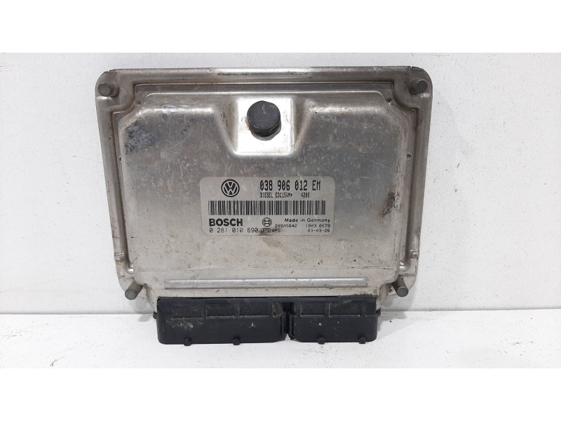 Recambio de centralita motor uce para seat ibiza (6l1) signo referencia OEM IAM 0281010690 038906012EM 