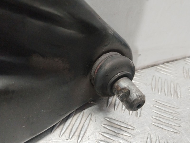 Recambio de brazo suspension inferior delantero derecho para dacia lodgy ambiance referencia OEM IAM 545006623R  