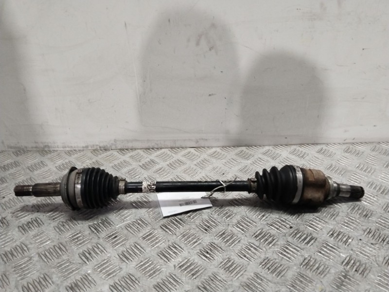 Recambio de transmision delantera izquierda para toyota yaris (ksp9/scp9/nlp9) básico referencia OEM IAM 434100D170  