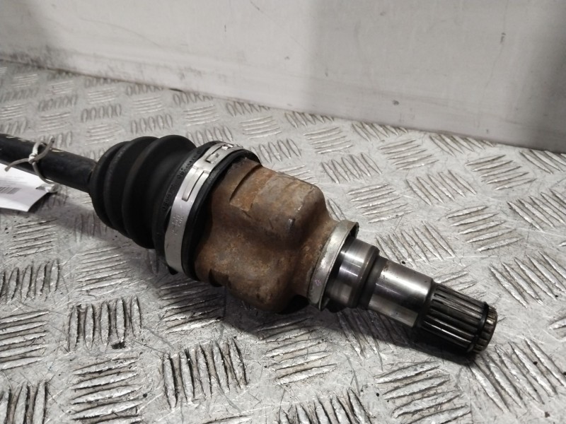 Recambio de transmision delantera izquierda para toyota yaris (ksp9/scp9/nlp9) básico referencia OEM IAM 434100D170  