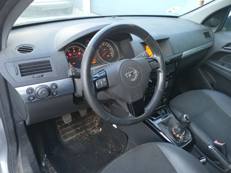 opel astra h classic hatchback (a04) del año 2009 opel astra h classic hatchback (a04) del año 2009