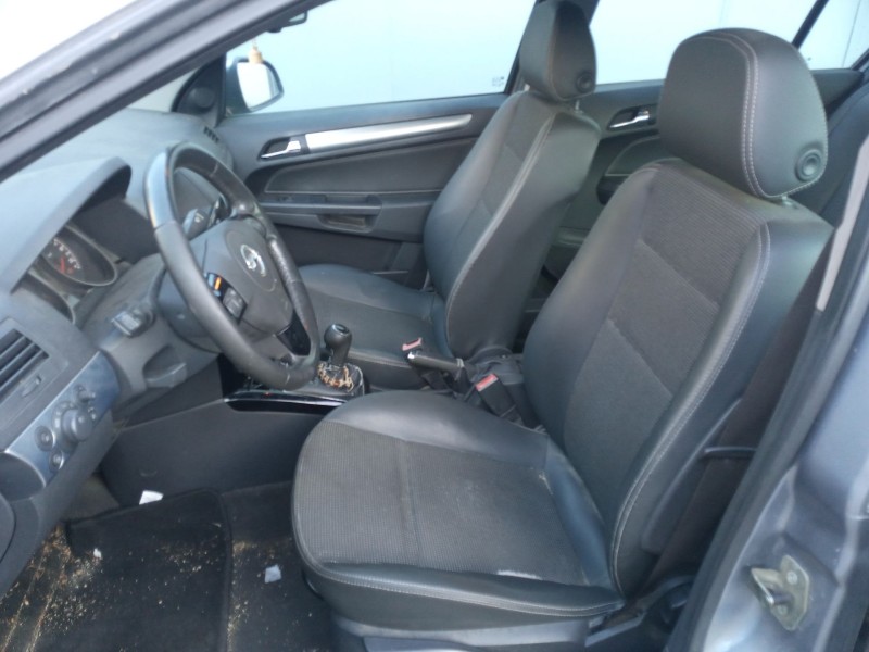 opel astra h classic hatchback (a04) del año 2009 opel astra h classic hatchback (a04) del año 2009